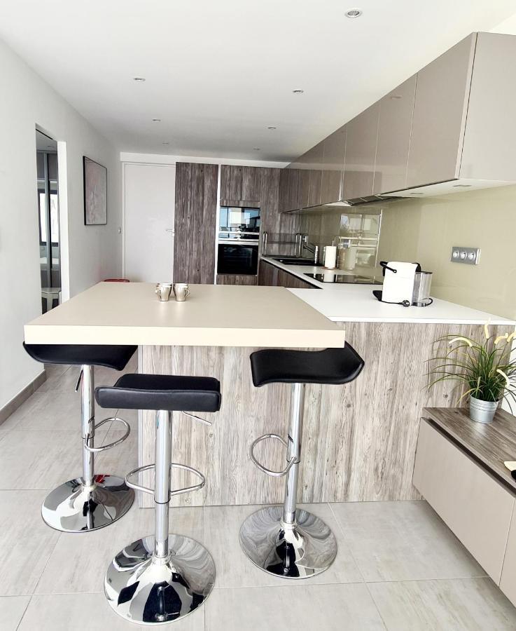 Magnifique Appartement Vue Mer - Grande Terrasse Et Piscine Bandol Εξωτερικό φωτογραφία