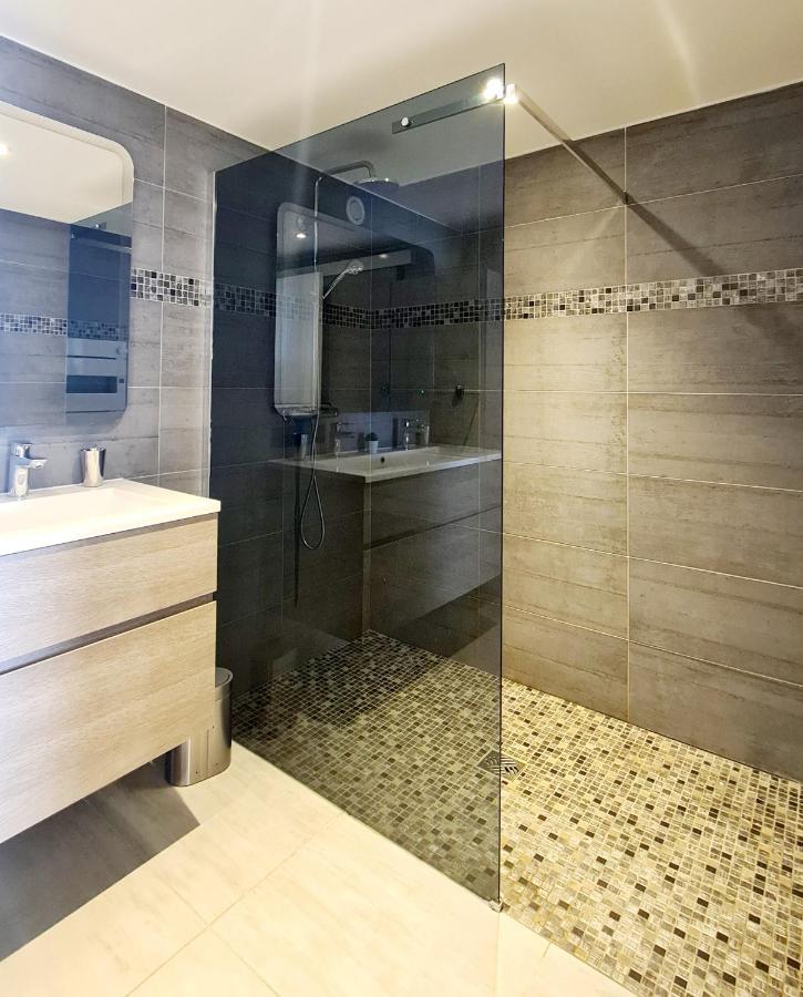 Magnifique Appartement Vue Mer - Grande Terrasse Et Piscine Bandol Εξωτερικό φωτογραφία